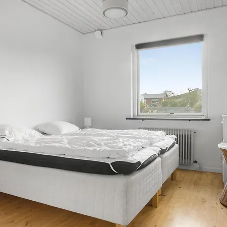 4 Bedroom Beautiful In Korsør